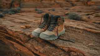 hiking_boots
